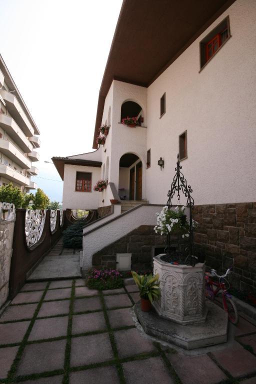 La Villa Pratola Peligna Esterno foto